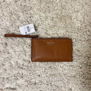 NWT Kate Spade Brown Leather Wristlet